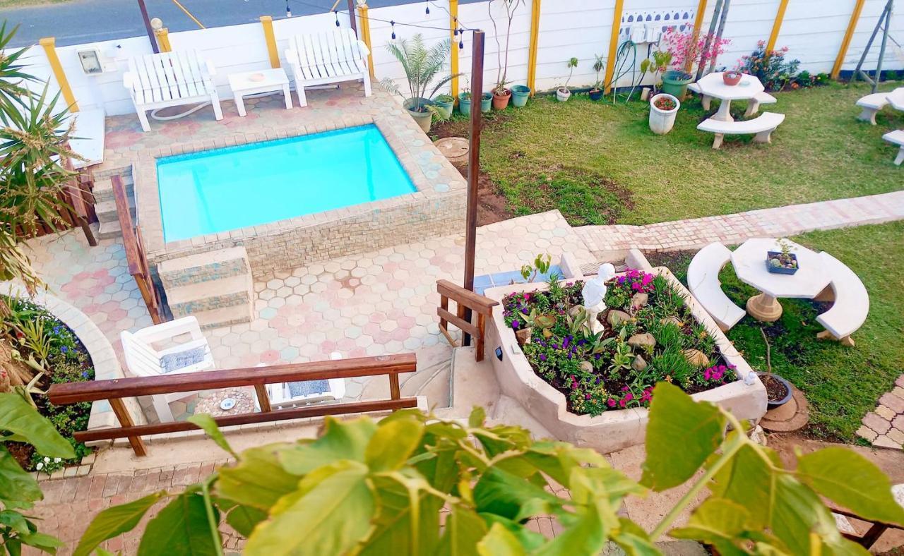 Queensburgh B&B Or Self Catering Durban, South Africa — Book Bed ...